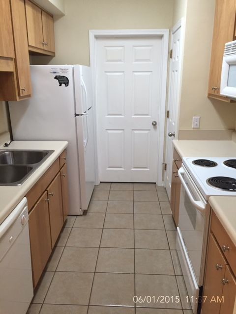 Building Photo - Nice 2 Bedroom Unit at Creets Crossing