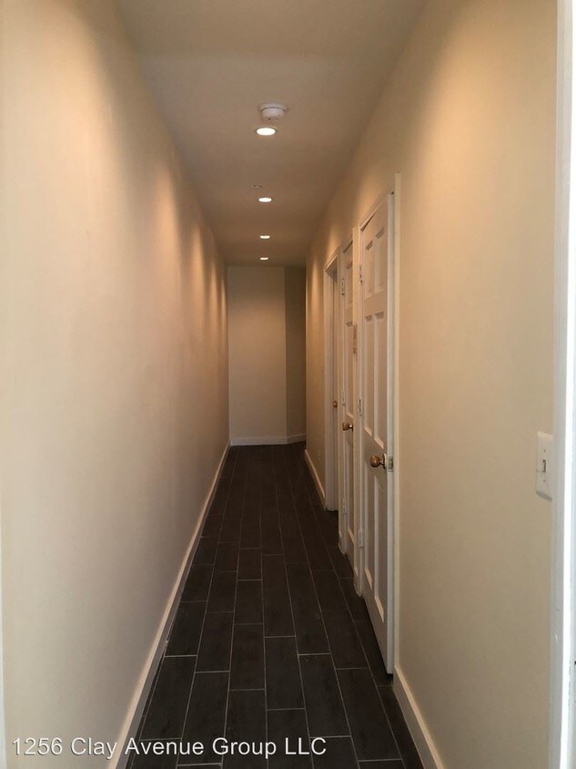 Building Photo - 1256 Clay Ave