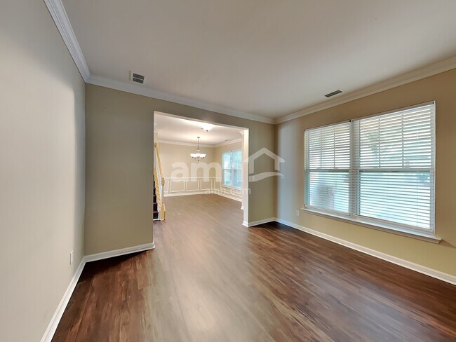 Foto del edificio - 13207 Meadowmere Rd