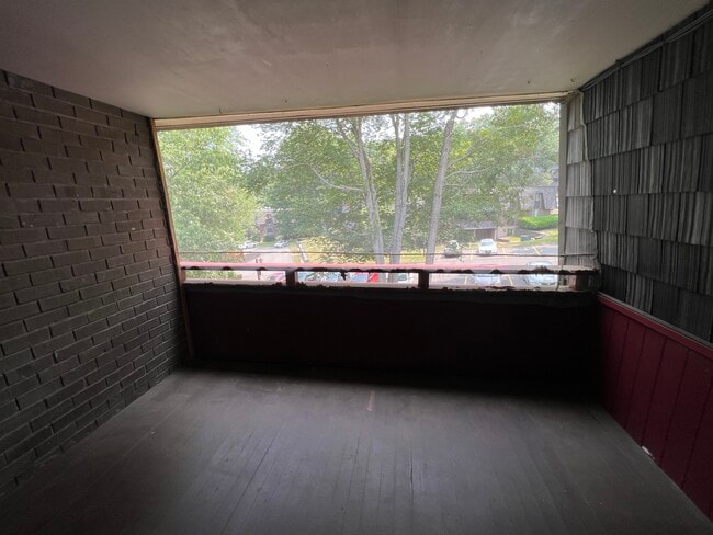 Building Photo - 60 Rambling Brook Ln