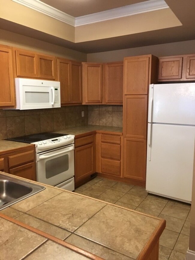 Foto del edificio - 2br/2ba H/C with washer dryer