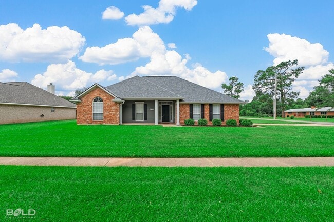 Foto del edificio - 2327 Middle Creek Blvd