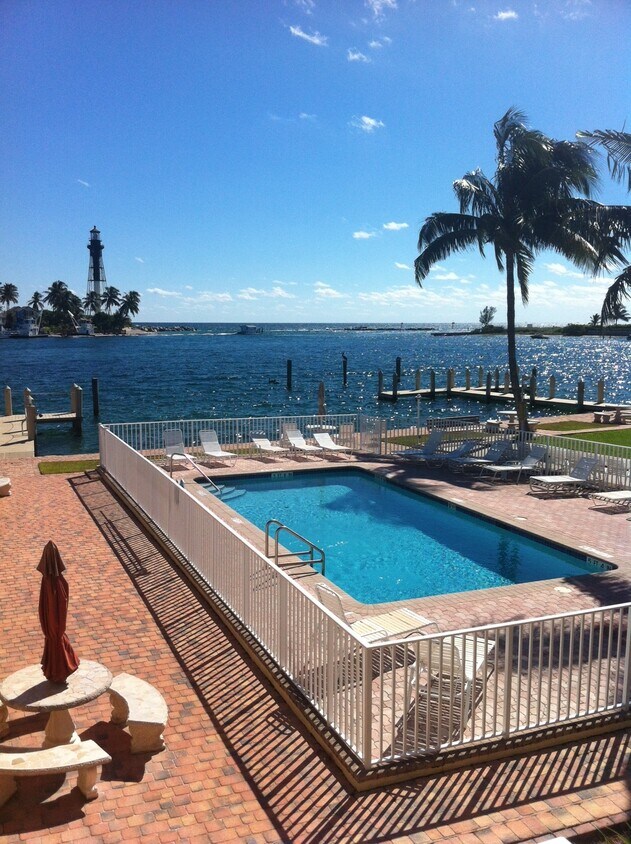 2508 Bay Dr, Pompano Beach, FL 33062 Condo for Rent in Pompano Beach, FL