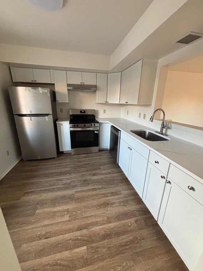 cocina nueva - 8004 Chelsea Cv N