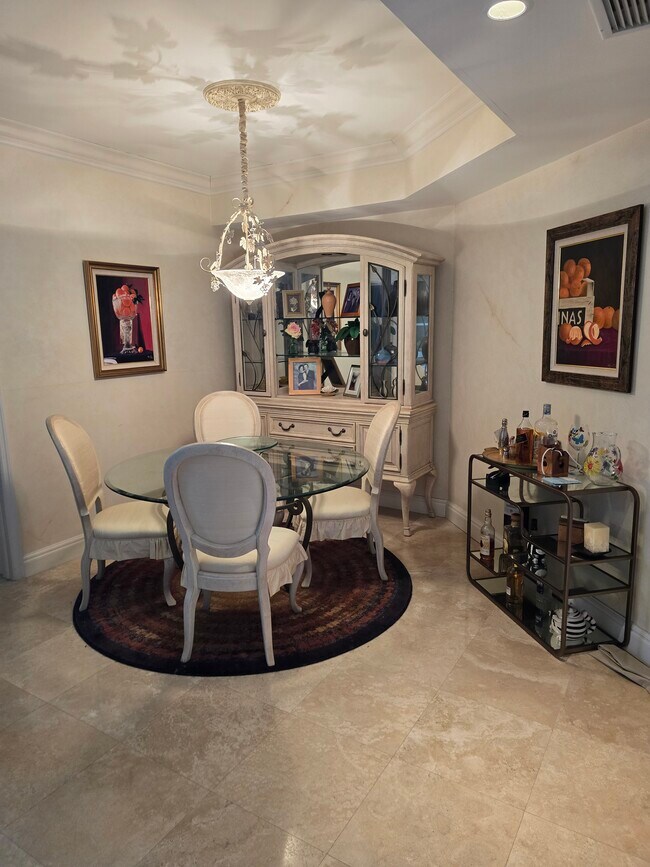 Building Photo - 888 Brickell Key Dr