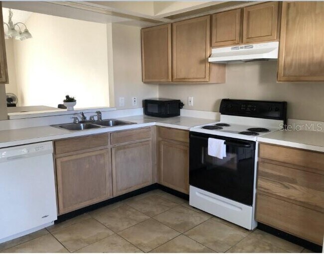 Building Photo - 1244 Barefoot Bay Dr