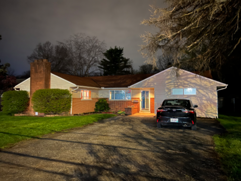 Building Photo - 247 N Hamilton Rd