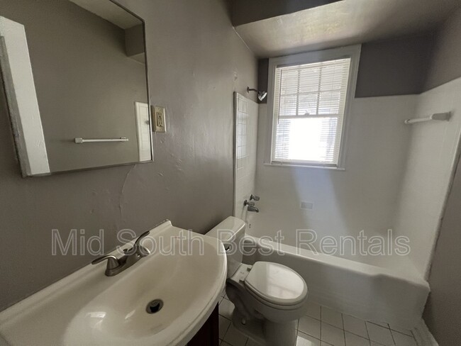 Building Photo - 151 N Merton St