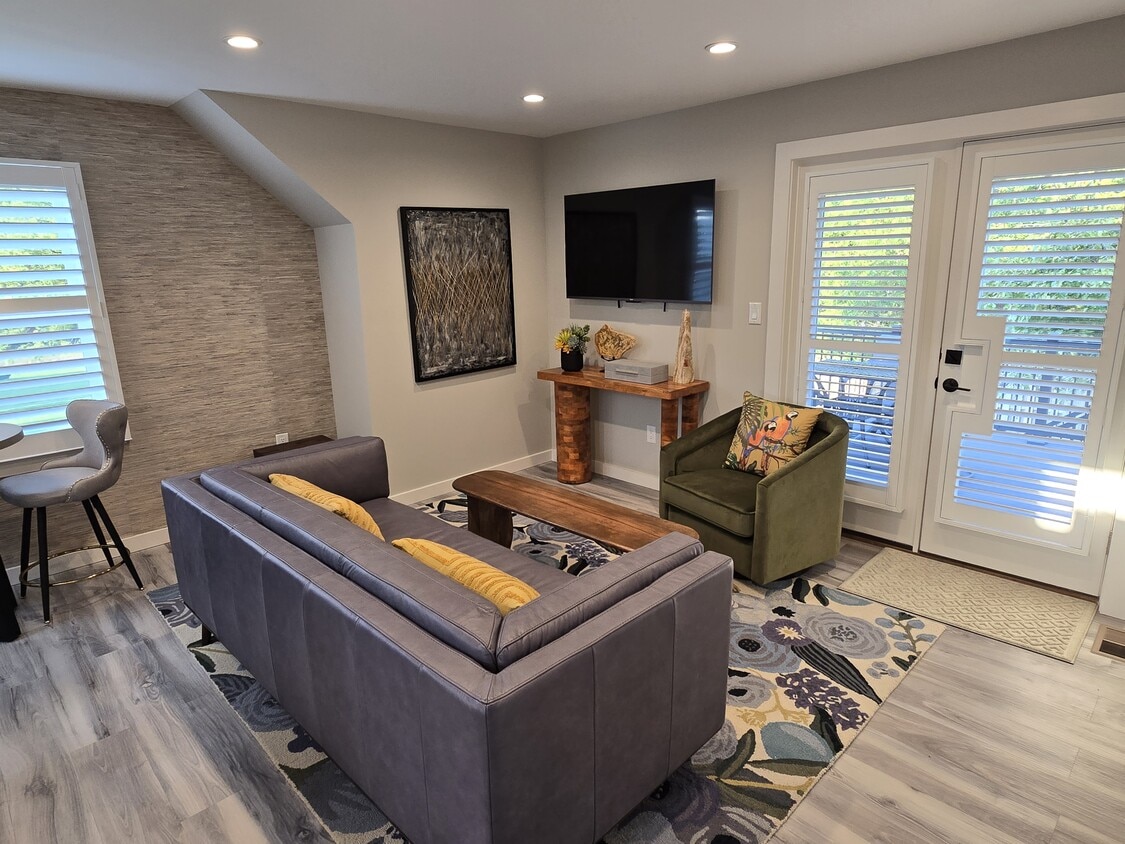 Living Area - 904 Station St (Herndon, VA)