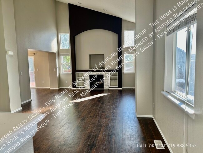 Foto del edificio - 5451 Stetson Meadows Dr