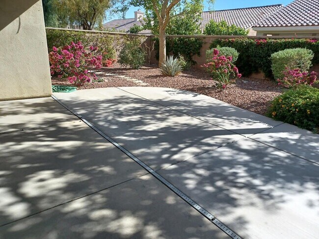 Building Photo - 78791 Stansbury Ct
