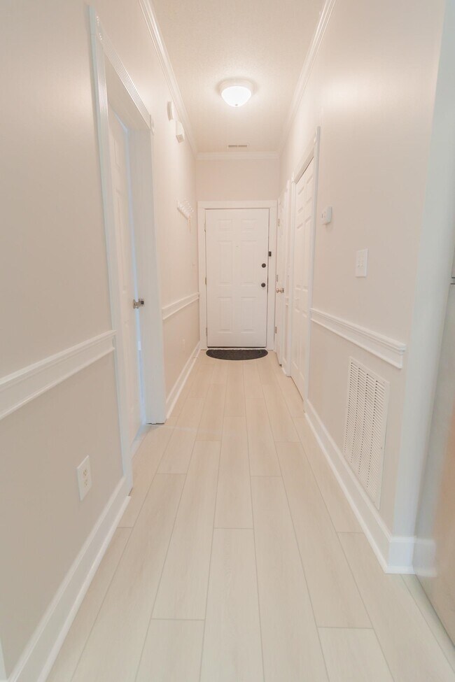 Foto del edificio - 4729 Wild Iris Dr