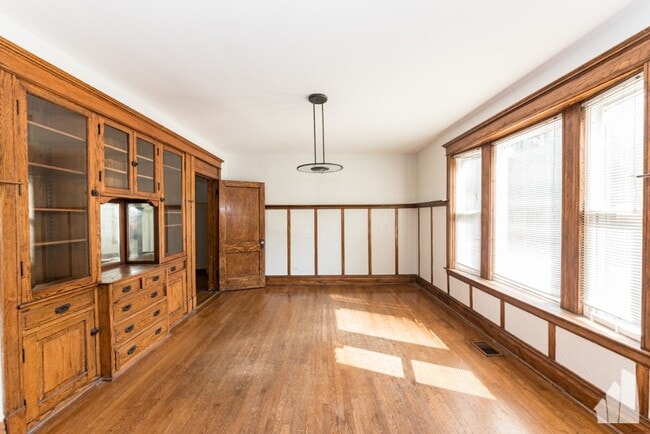 Foto del edificio - 4008 N Southport Ave