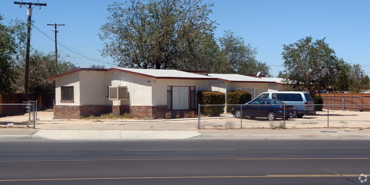 13100 Navajo Rd, Apple Valley, CA 92308 Apartments in Apple Valley