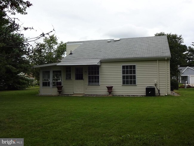 35 New Castle Dr, Southampton Township, NJ 08088 - House ...