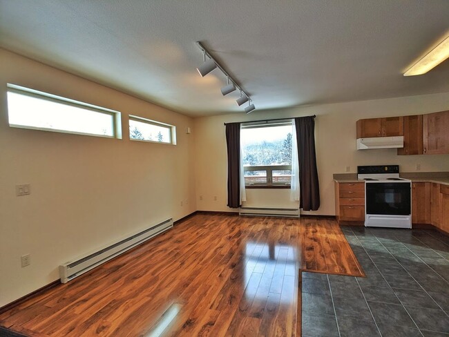 Building Photo - 139