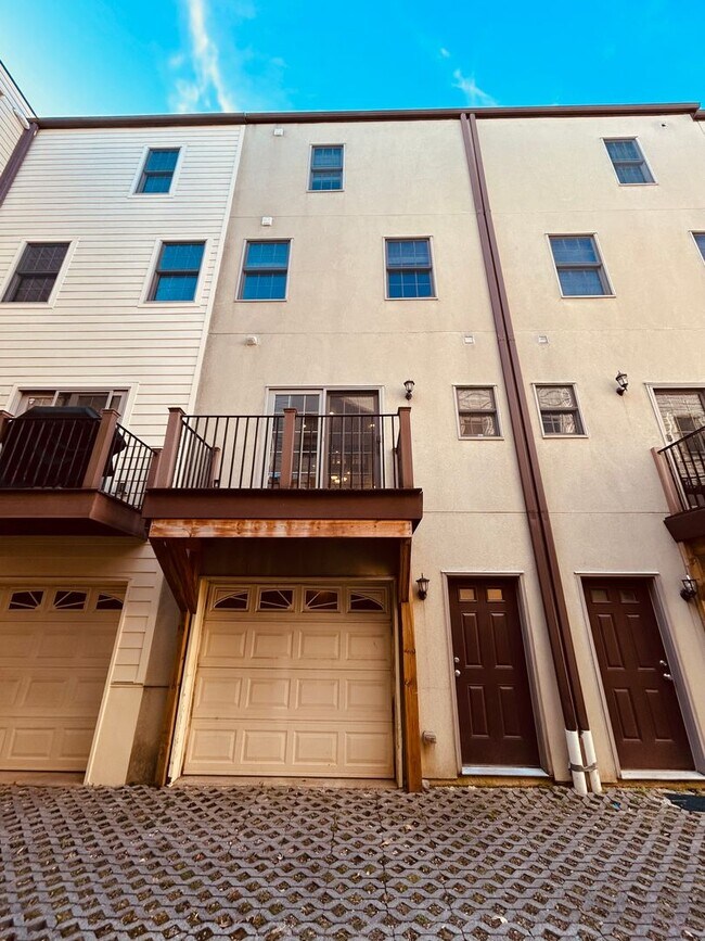 Foto del edificio - 1007 N 3rd St