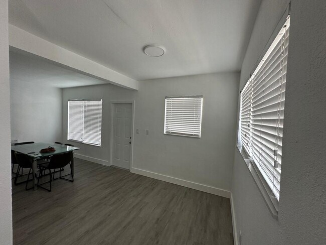 Foto del edificio - 350 75th St