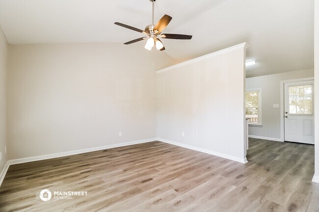 Building Photo - 1507 Beauty Ave