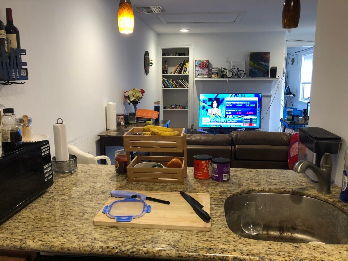 Foto principal - 325 S 12th St