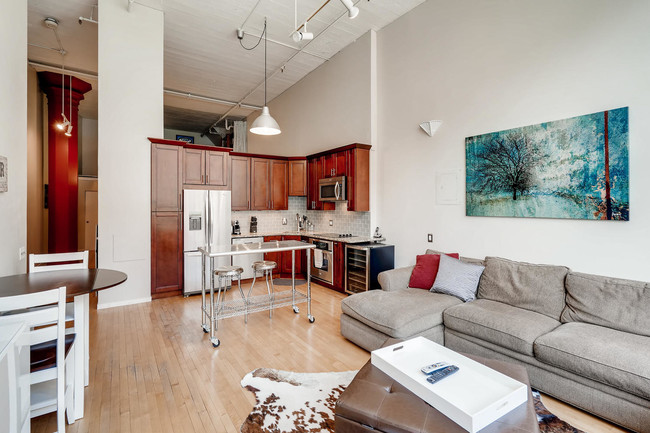 Kitchen - 720 16th St Mall