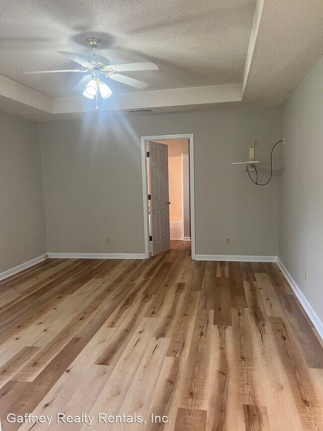 Building Photo - 3 br, 2 bath House - 310 Brianna Dr.