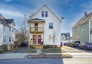Building Photo - 148 Allen St