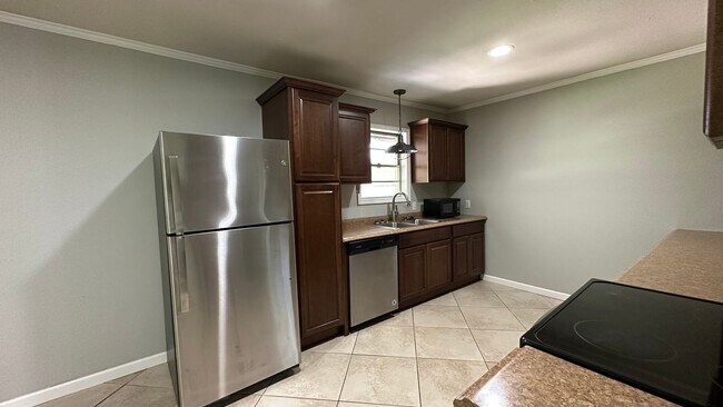 Foto del edificio - Gorgeous 3 bed Home!!