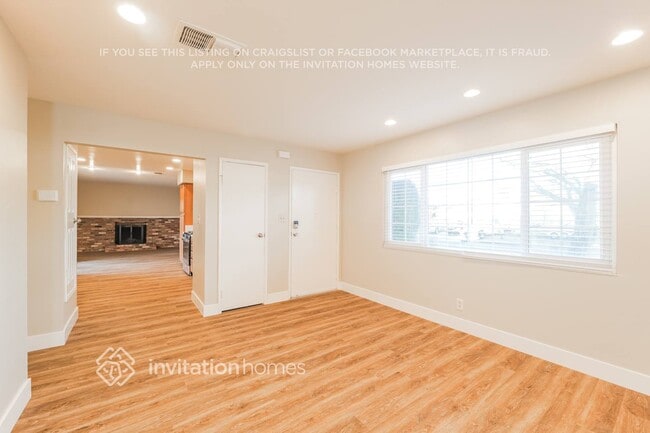 Building Photo - 1800 Alford Dr