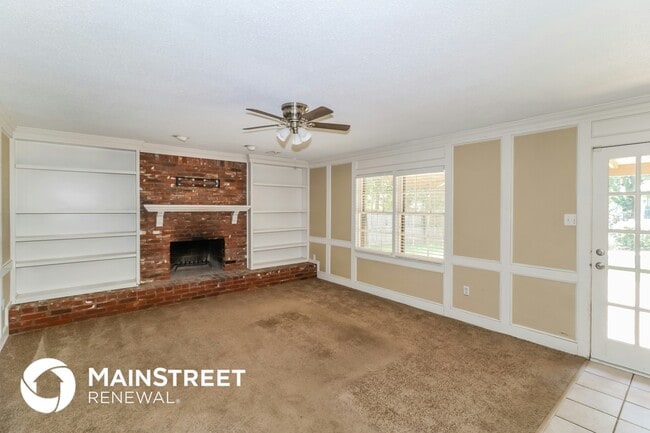 Building Photo - 7961 Elm Leaf Dr