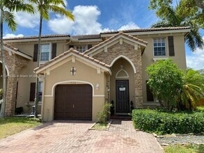 Building Photo - 928 SW 153rd Ct