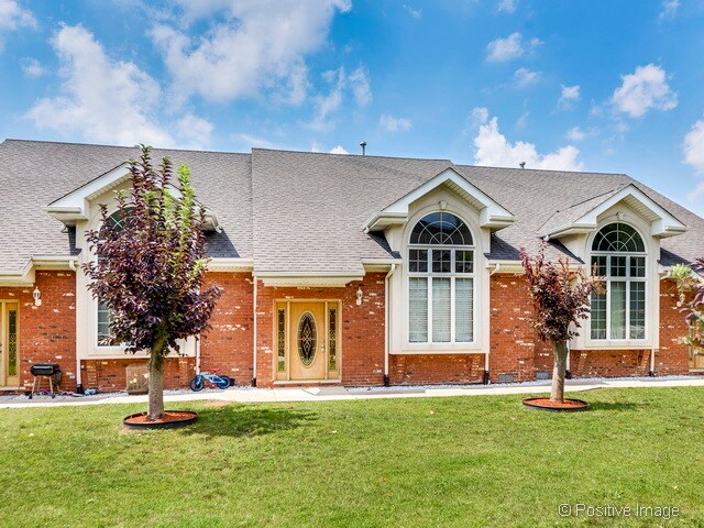 Primary Photo - 7944 W 102nd St