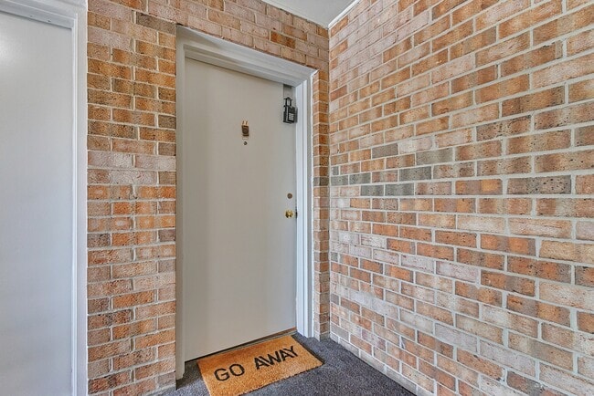Photo - 3750 Bel Pre Rd Townhome