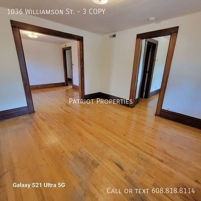 Building Photo - Willy Street 4 Bedroom Apartment