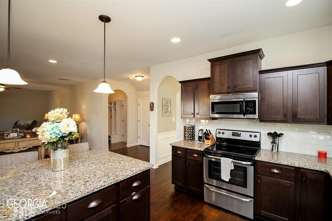 Foto del edificio - 345 Cliffhaven Cir
