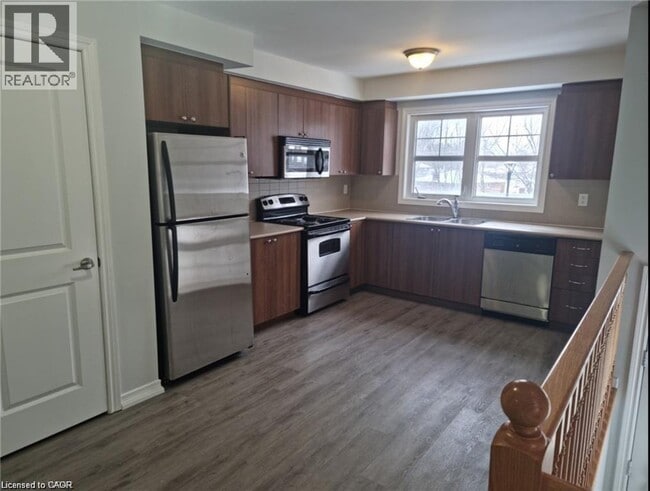 Building Photo - 701 Homer Watson Blvd