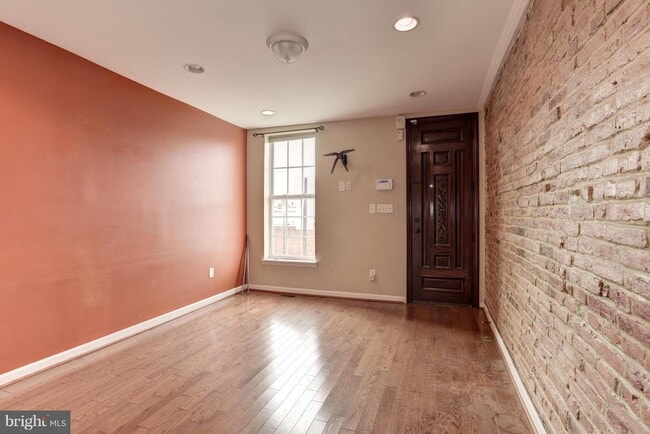 Photo - 764 Ramsay St Townhome