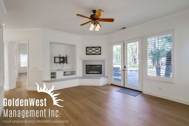 Building Photo - Stunning 4Bdm 3Ba Home W/ Pool in the Hear...