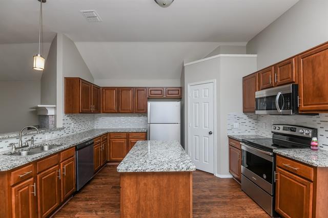 Foto del edificio - 7436 Grass Valley Tr