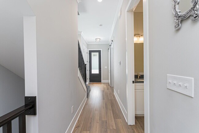 Foto del edificio - 1185 Perry St