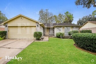 Building Photo - 2718 N Brompton Dr