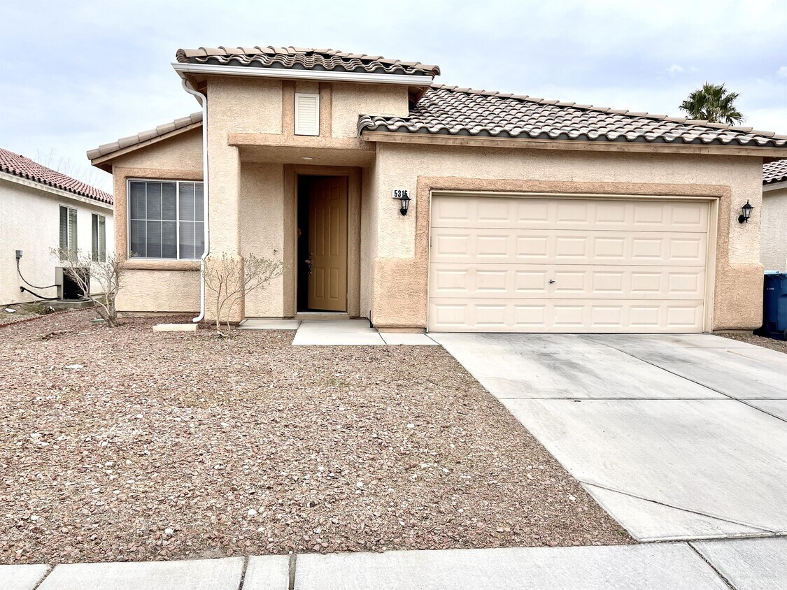 Foto principal - 5316 Polo Grounds St
