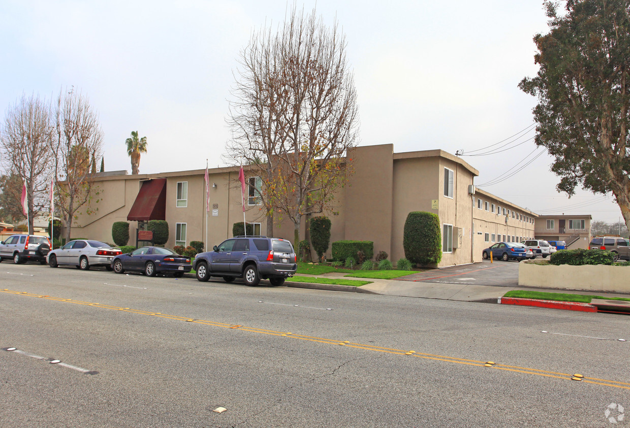 Amber Court Apartments