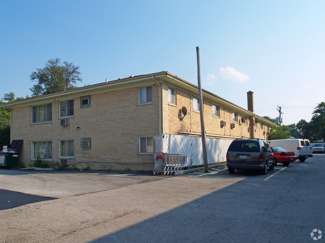 Building Photo - 288 Oxford Ave