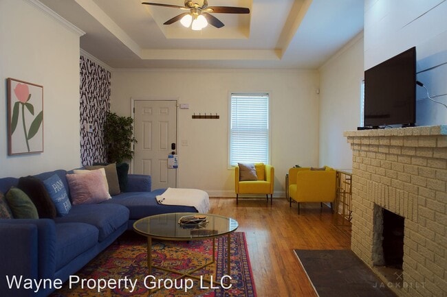 Building Photo - 3 br, 1 bath House - 1378 Oak St SW