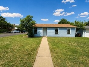 Building Photo - 2630 Waco St