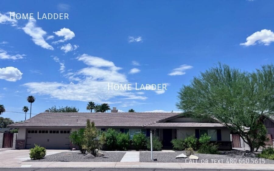Foto principal - 2178 E Golf Ave