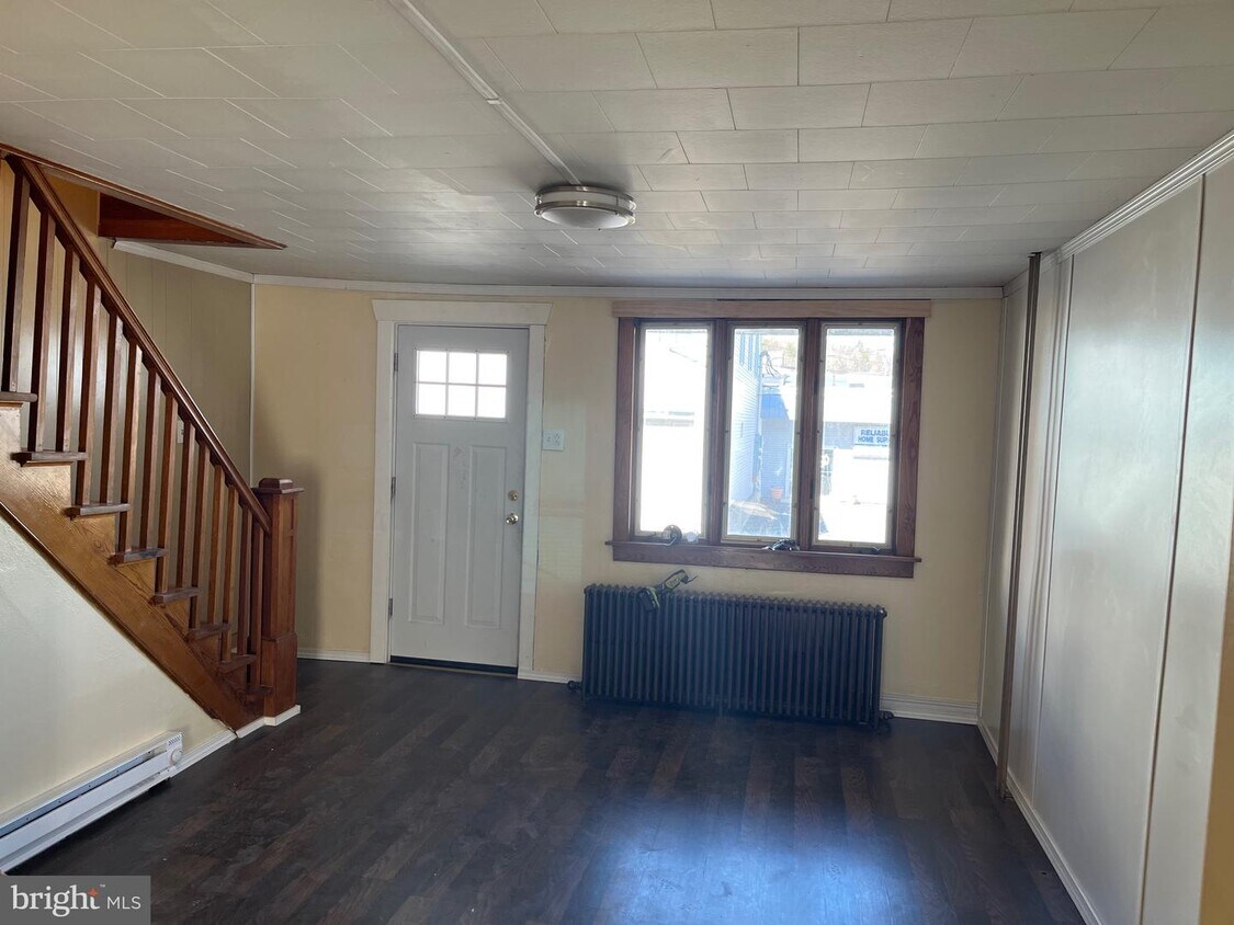 219 South St, Minersville, PA 17954 Townhome Rentals in Minersville