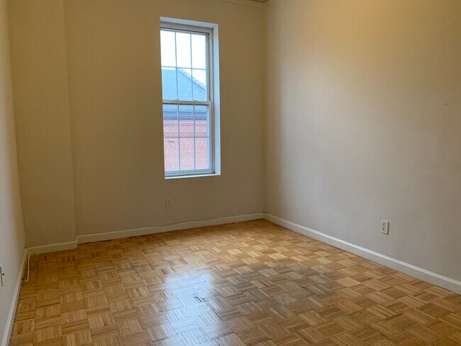 Building Photo - 328 Palisade Ave