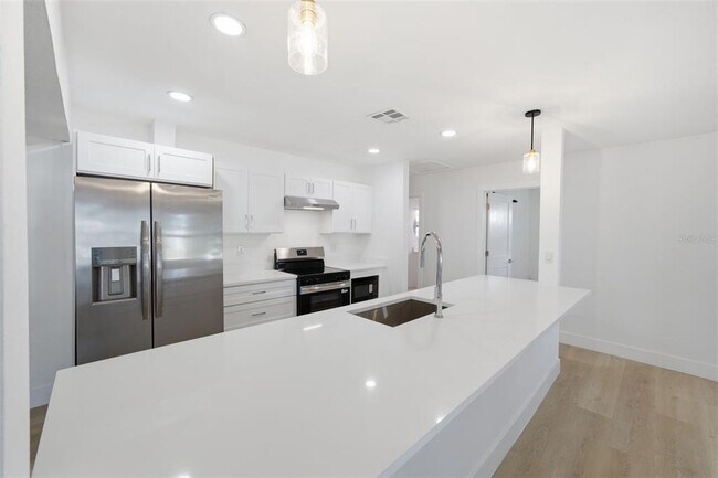 Foto del edificio - 2317 Grove St